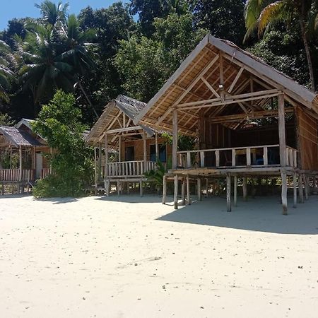 Amfriwen Homestay Yennanas Besir Экстерьер фото