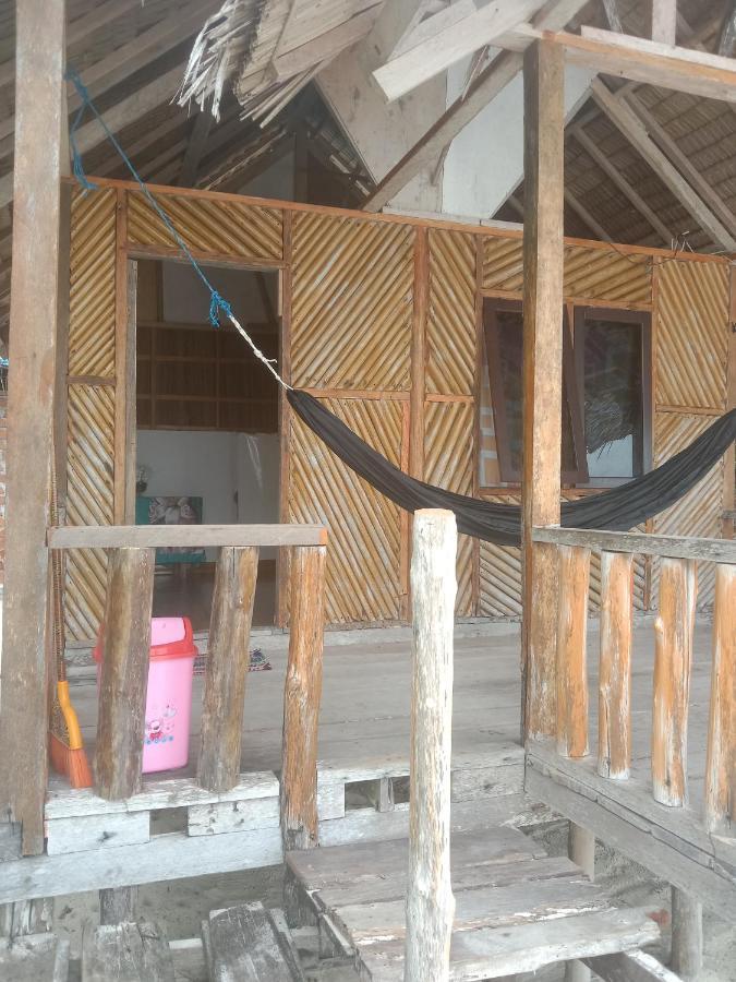 Amfriwen Homestay Yennanas Besir Экстерьер фото