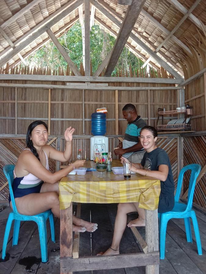 Amfriwen Homestay Yennanas Besir Экстерьер фото