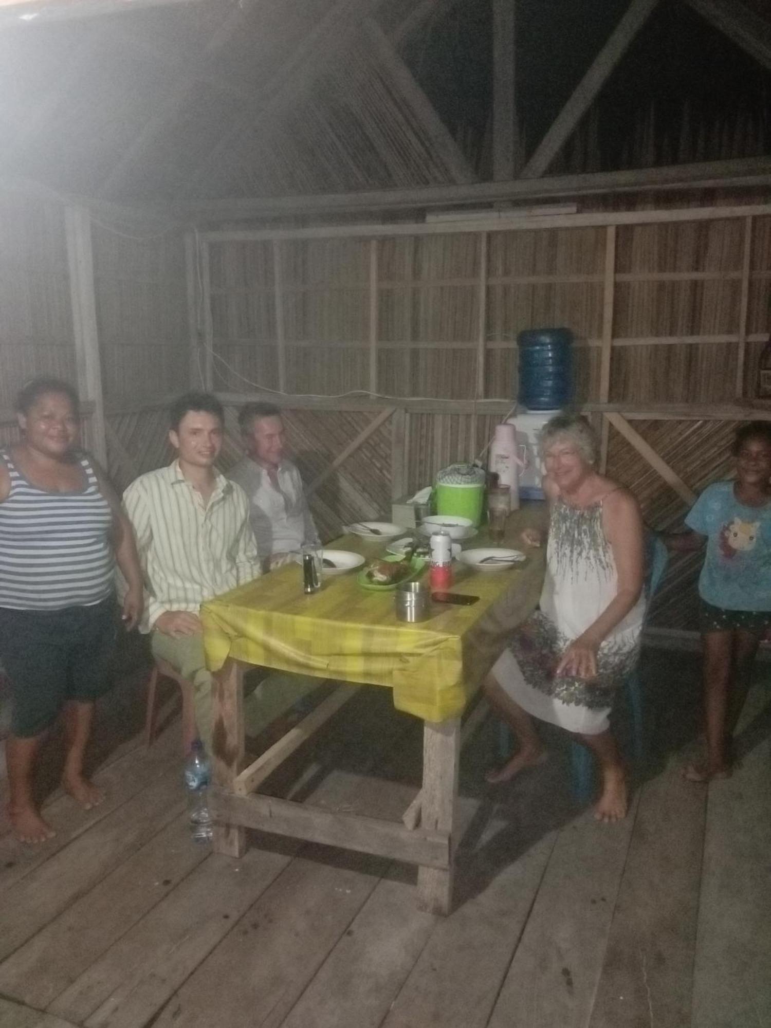 Amfriwen Homestay Yennanas Besir Экстерьер фото