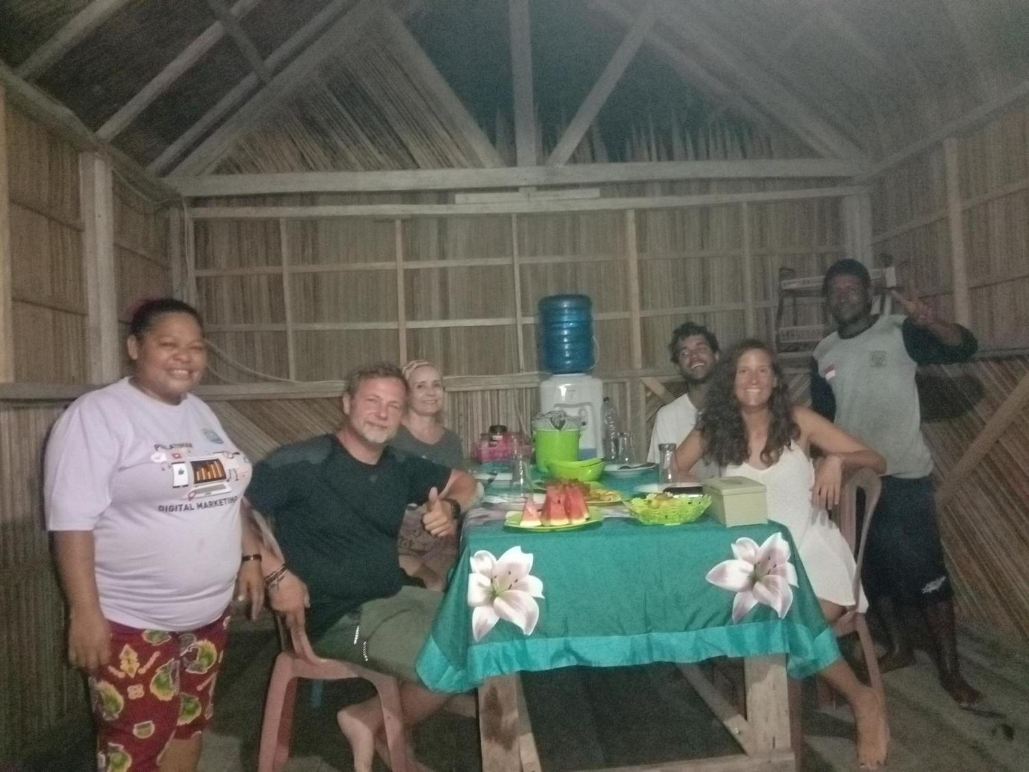 Amfriwen Homestay Yennanas Besir Экстерьер фото